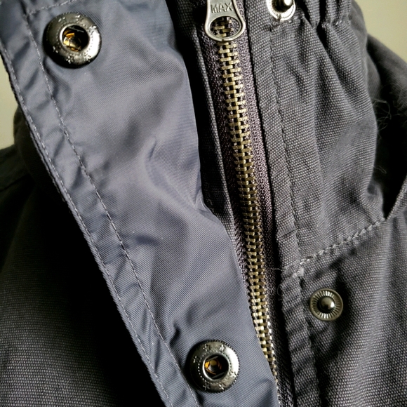 Jacket - Picture 5 of 6